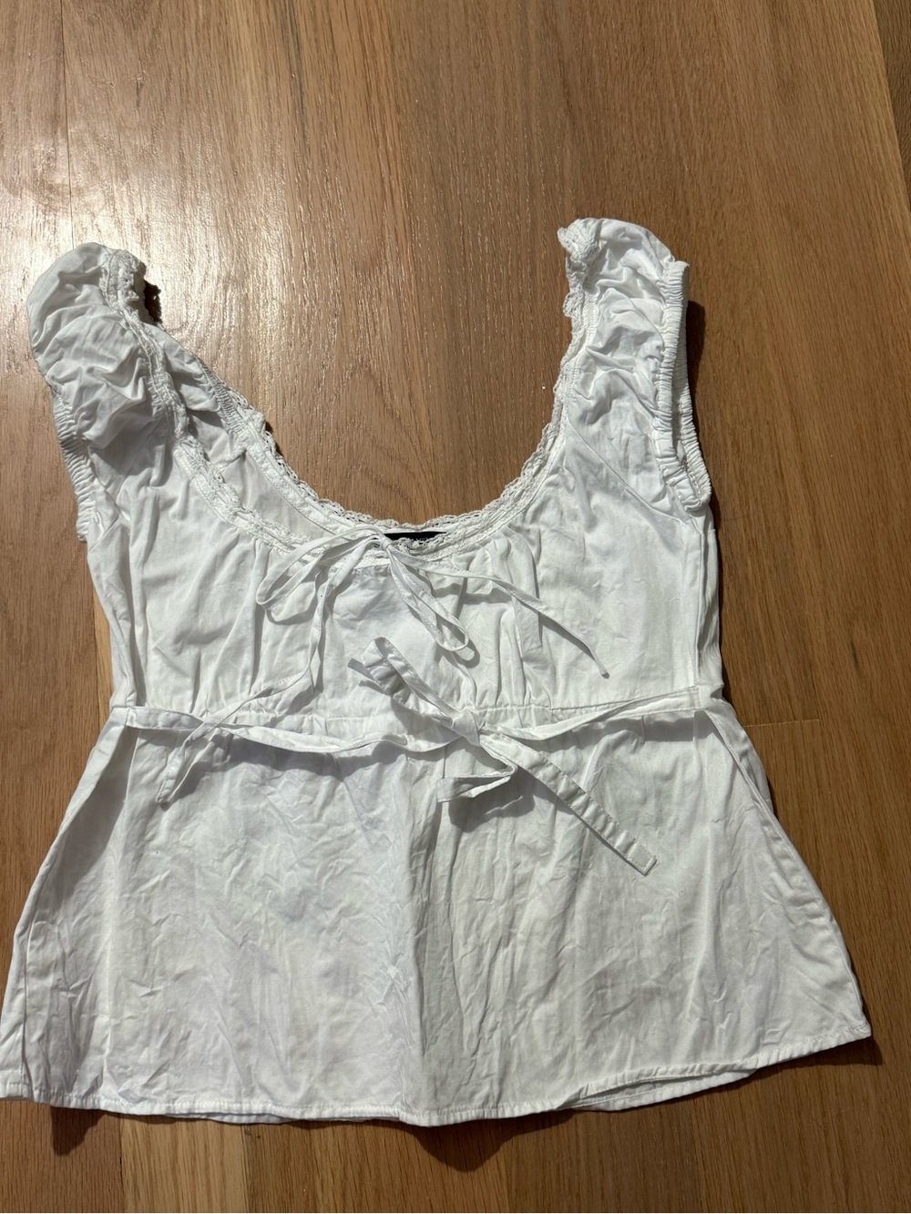 Mixed Women's Brandy Melville Tops Bundle — White, Black, Gray, Light Blue - Picture 10 of 16